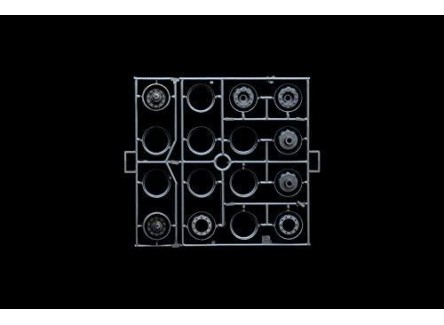 Italeri 3906 - Maqeuta Scania R730 V8...