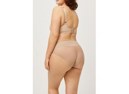  YSABEL MORA 19610 – Braguita...