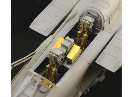 Italeri 2513S - Maqueta avión Tornado...