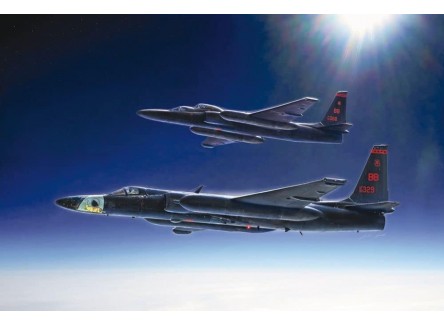 Italeri 2809 - Maqueta avión TR-1A/B....