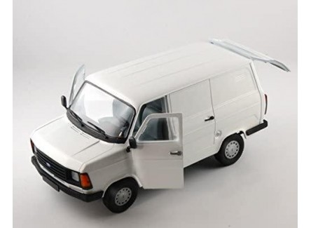 Italeri 3687 - Maqueta Ford Transit...
