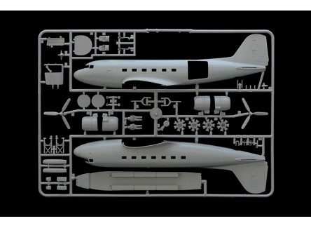 Italeri 127 - Maqueta avión C-47...