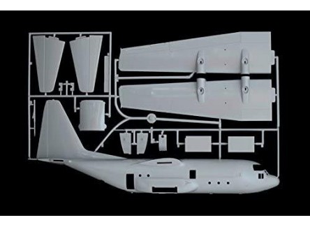 Italeri 1369 - Maqueta MC-130E...