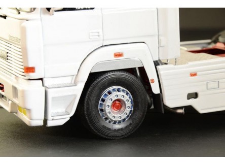 Italeri 3926S - Maqueta IVECO...