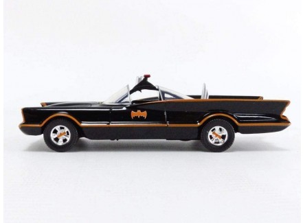 JADA 31703 - Batmobile con Figura...
