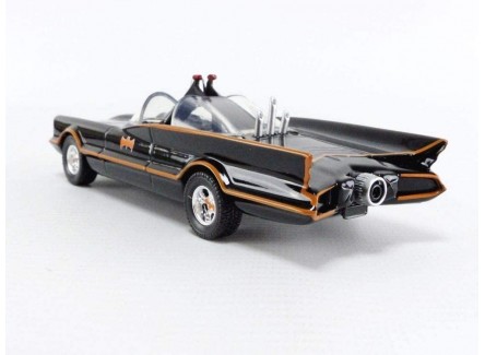 JADA 31703 - Batmobile con Figura...