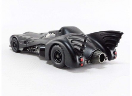 Jada 31704- Batmobile con Figura...