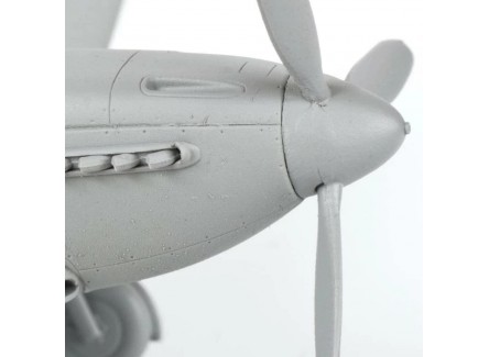 Zvezda 7301 - Maqueta avión Soviético...