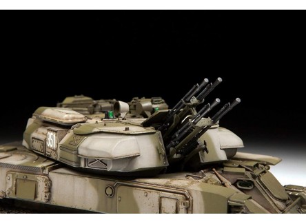 Zvezda 3635 - Tanque Soviético...