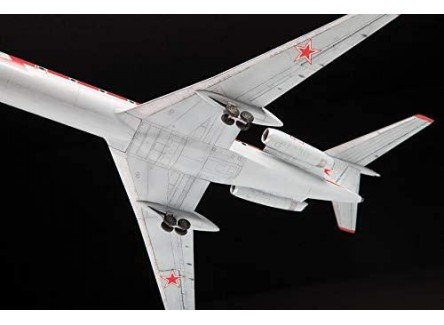 Zvezda 7036 - Maqueta avión...