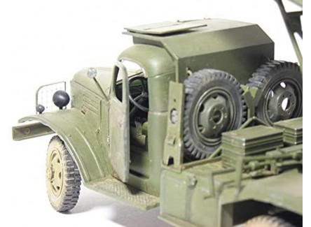 Zvezda 3521 - Maqueta vehículo BM-13...