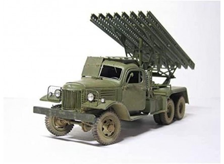 Zvezda 3521 - Maqueta vehículo BM-13...