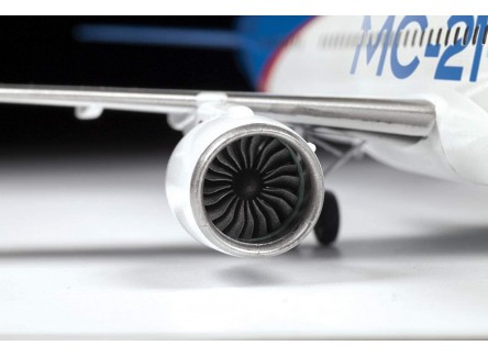 Zvezda 7033 - Maqueta avión civil...