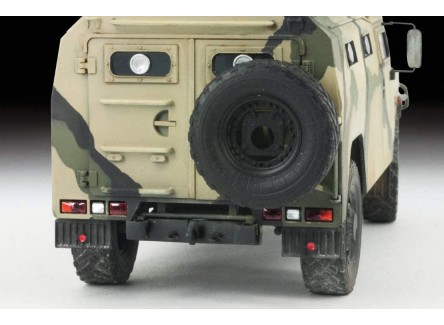 Zvezda 3682 - Maqueta vehículo...