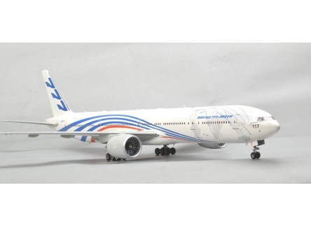 Zvezda 7012-  Maqueta avión civil...