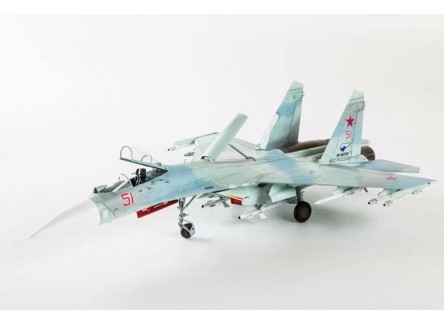 Zvezda 7295 - Maqueta caza Ruso...