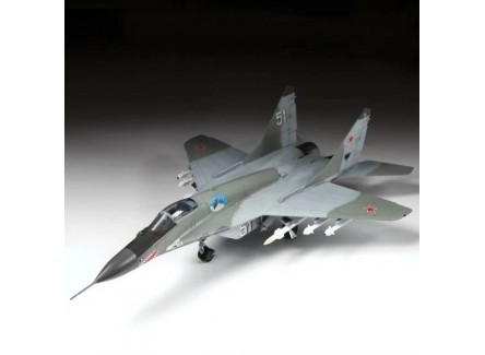 Zvezda 7278 - Maqueta caza Ruso...