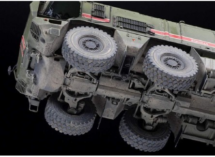 Zvezda 3701 - Maqueta vehículo Ruso...