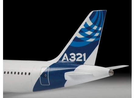 Zvezda 7017 -  Maqueta avión civil...