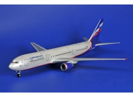 Zvezda 7005 - Maqueta avión civil...