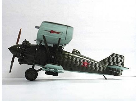 Zvezda 7271 -  Maqueta caza soviético...