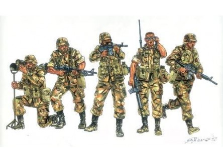 Italeri 6168 - Figuras infantería...