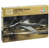 Italeri 1392 A-6E Tram...