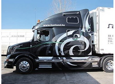 Italeri 3892 - Volvo VN 780 - Escala...