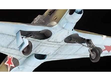 Zvezda 4817 - Maqueta avión YAK-1B...